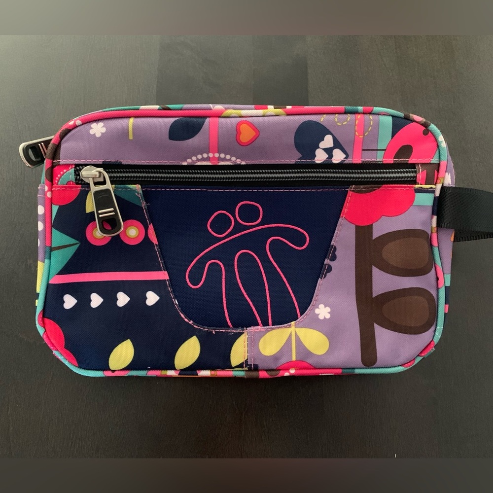3/$25✨ Makeup large/travel bag